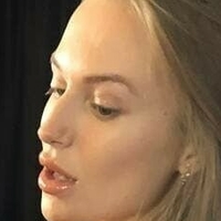 aislinxxxmodel Nahé