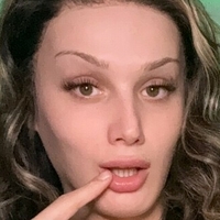 arianaslavens22 Nahé