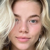 Becca Means Nahé