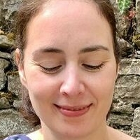 Becky Connolly Nahé