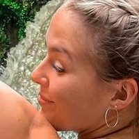 Briony Mengham Nahé