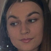 Chloe Louise Thomas Nahé