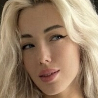 christine.bright Nahé