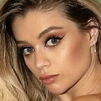 Coral Gonzalez Nahé