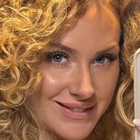 curly.girl.2 Nahé