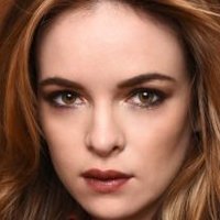 Danielle Panabaker Nahé