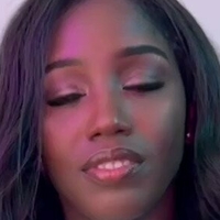 Elli The Empress Nahé