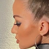 erikacostell Nahé
