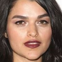 Eve Harlow Nahé