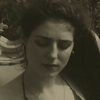 Jasmine van den Bogaerde Nahé