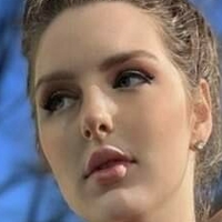 Kelley J Nahé