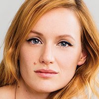 Kerry Bishé Nahé
