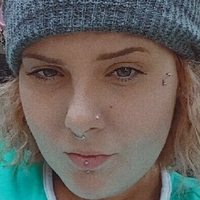 kiknypinkkblonde Nahé