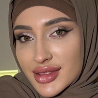 leila_lips Nahé