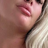 Lucy Nicholson Nahé