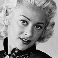 Martine Carol Nahé