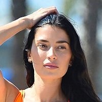 Nicole Williams Nahé