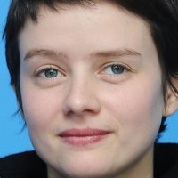 Pauline Etienne Nahé