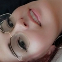 Professional_Snacker Nahé