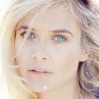 Rachel Blanchard Nahé