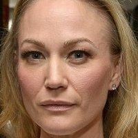 Sarah Wynter Nahé