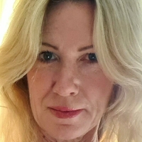 Sizzling Scorpio Siren Nahé