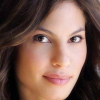 Suzy Kaye Nahé