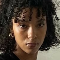 Tamsin_robertson Nahé